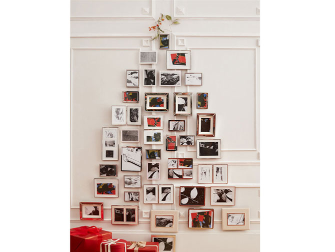 Arbol de Navidad con marcos de fotos de Zara Home.