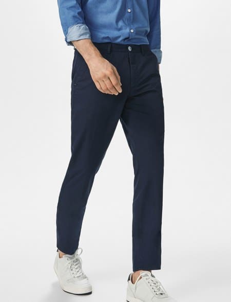 Pantalon tipo chino casual fit 39,95 euros